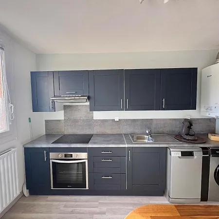 T3 Lumineux Confort - Climatisé - Parking Appartement *
